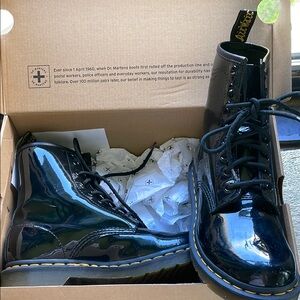 DOC MARTENS Dr. Martens 1460 Shiny Black Patent Leather Lace-Up Boots 7 38
